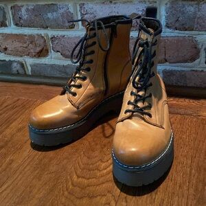 Roolee Elvis Platform Boots